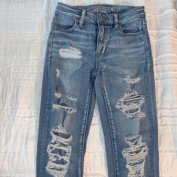 American Eagle distressed Hi-rise Jegging - Picture 3 of 10